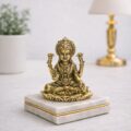 Estátua Lakshmi Flor de Lótus em Metal Dourado Modelo 4