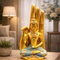 Escultura Buda Dourado com Mão Protetora 36 cm